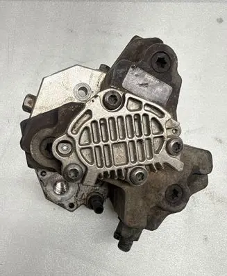 Fuel injection high pressure pump