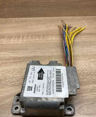 Opel Corsa C Airbag control unit/module 09174004 5WK42876 WithPlug