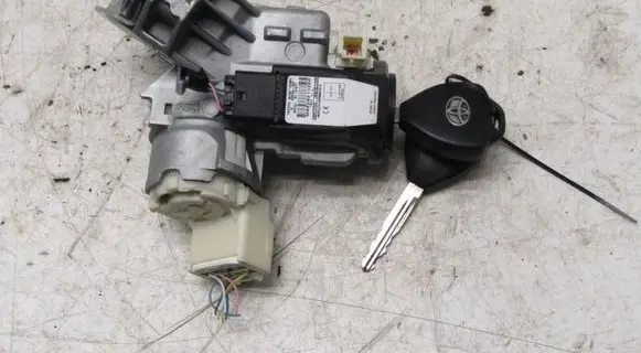 Toyota Yaris Ignition lock 89783-0D050