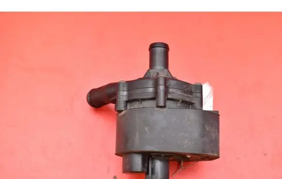 Tesla Model X Water pump 1035348-00-F