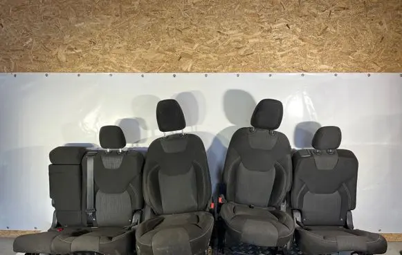 Seat set