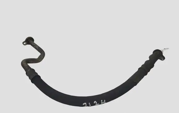 Volvo V70 Air conditioning (A/C) pipe/hose