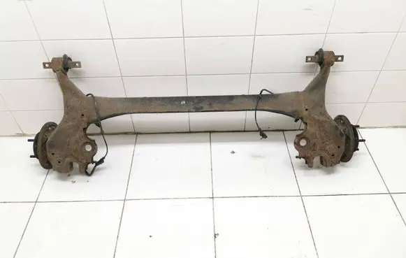 Mitsubishi Colt Rear axle beam 