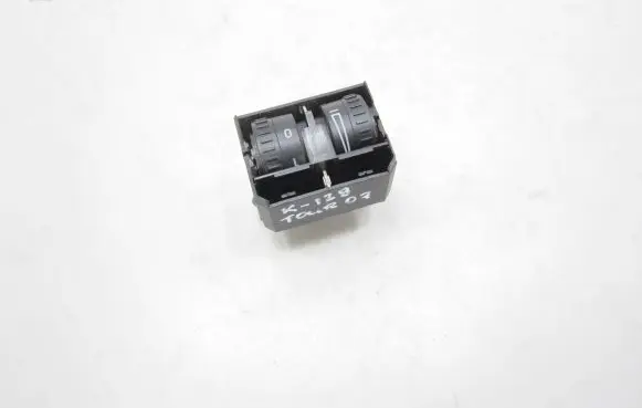 Headlight level height control switch