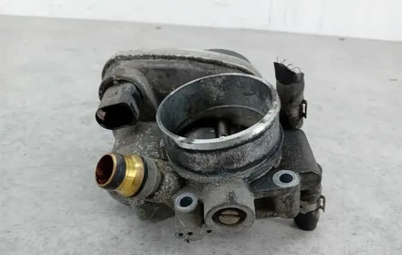 Opel Zafira B Throttle body valve 55353801