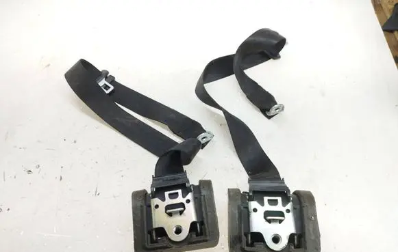 Audi Q5 SQ5 Rear seatbelt 8R0857805C 615410400