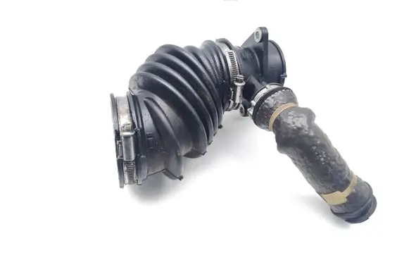 Ford Kuga II Air intake hose/pipe F1F1-9C623-AB