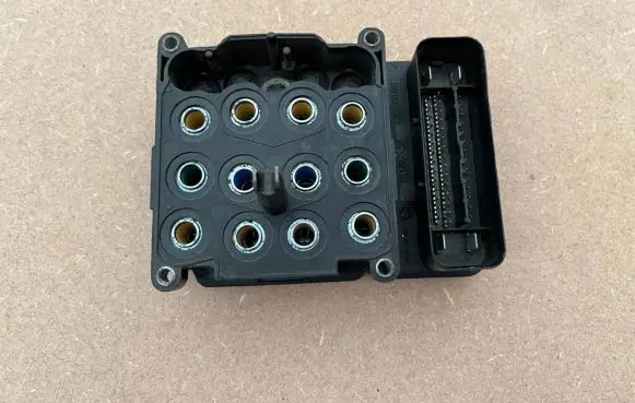 Mercedes-Benz C W204 ABS control unit/module A1729014000 10092623703