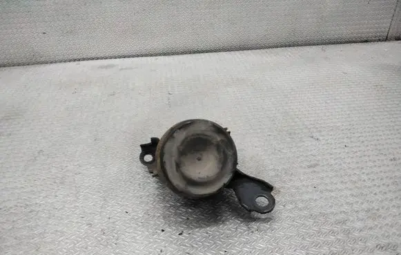 Toyota Avensis Verso Engine mount bracket 1236227030