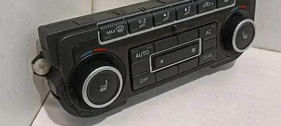 Volkswagen Golf VI Climate control unit 5K0907044ES