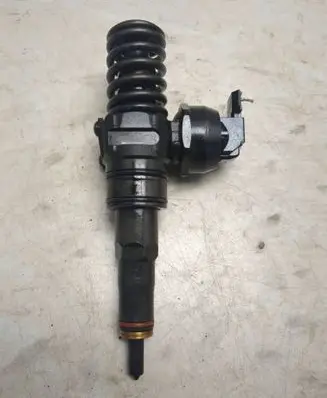 Audi A3 S3 A3 Sportback 8P Fuel injector 0414720215