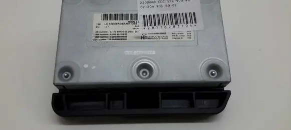 Mercedes-Benz E C207 W207 Head unit multimedia control A1729009302