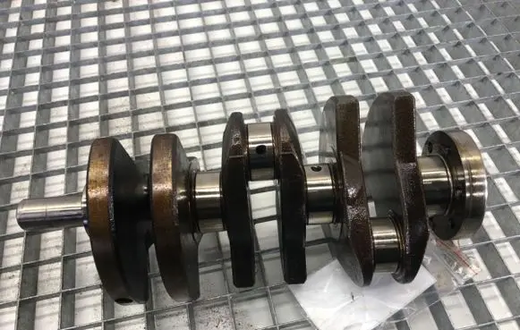 Skoda Roomster (5J) Crankshaft BMD