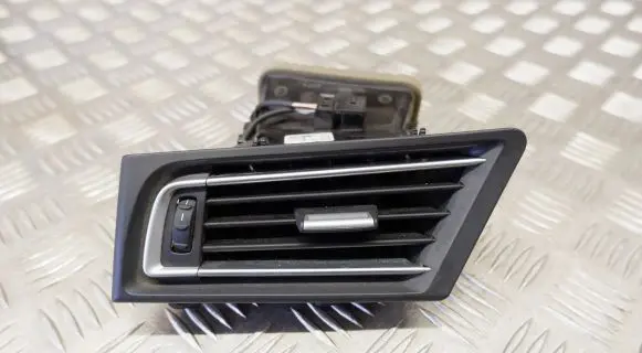 BMW 7 F01 F02 F03 F04 Dashboard side air vent grill/cover trim 9115861