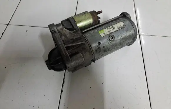 Renault Laguna II Starter motor 8200075362 D7R49 23K10193NN