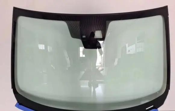 Mazda 6 Sliding door window/glass 