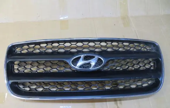 Hyundai Santa Fe Front grill 86561-2B010