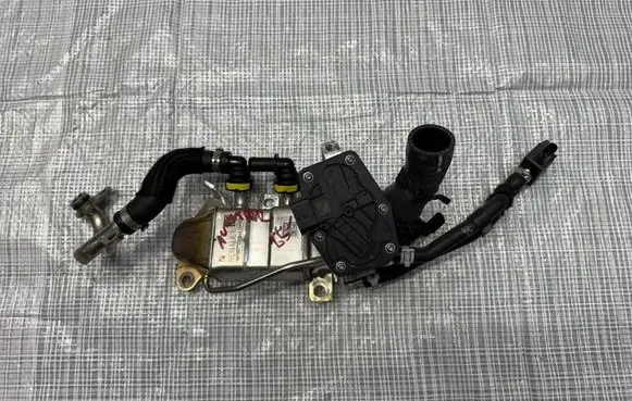 Renault Kangoo II EGR valve cooler 147357722R
