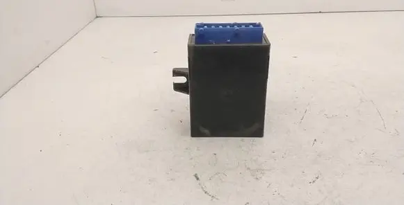 BMW 3 E36 Window wiper relay 61358357068 05012100 110187