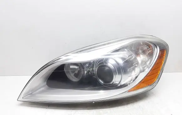 Volvo XC60 Headlight/headlamp 30763137