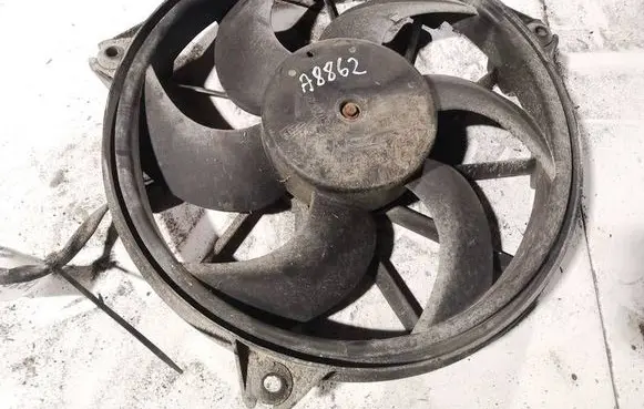 Citroen C8 Radiator cooling fan shroud