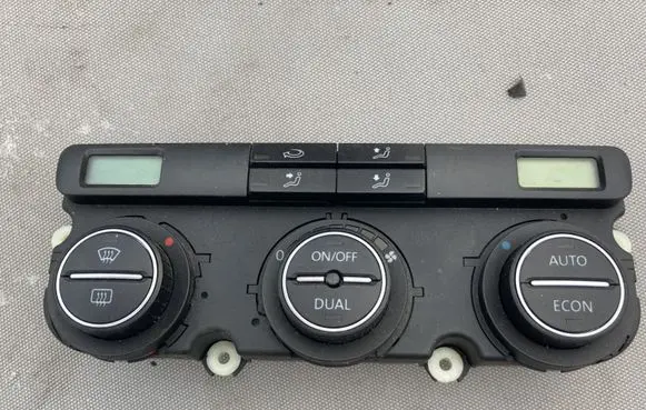 Volkswagen Touran I Interior fan control switch 74641470