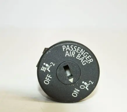 BMW 4 F32 F33 Passenger airbag on/off switch 9196886
