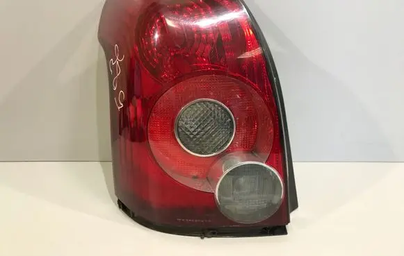 Toyota Avensis T250 Rear/tail lights