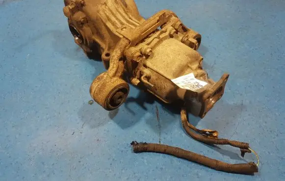 Nissan X-Trail T30 Rear differential R145