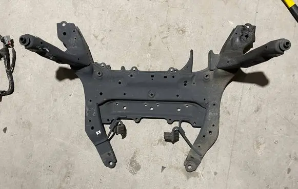 BMW 2 F44 Front subframe