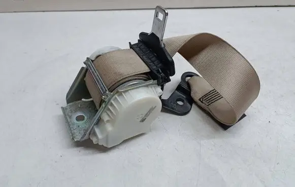 BMW 5 F10 F11 Rear seatbelt 7285874
