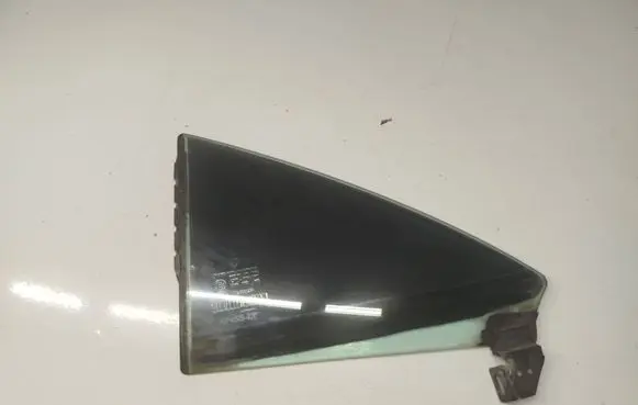 Mercedes-Benz CLS C219 Rear vent window glass 43R001168