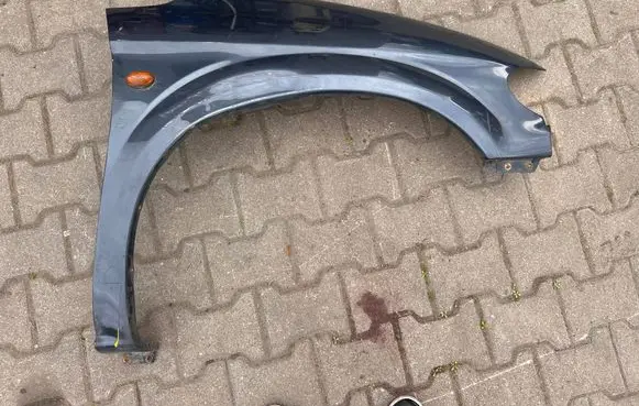 Chrysler Voyager Fender 