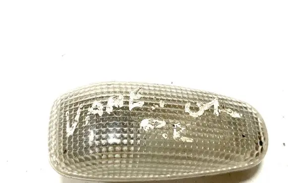 Mercedes-Benz Vaneo W414 Front fender indicator light