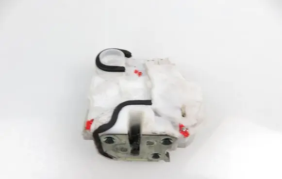 Mitsubishi ASX Rear door lock 