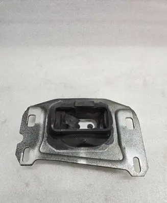 Citroen C5 Aircross Gearbox mount 9813699680