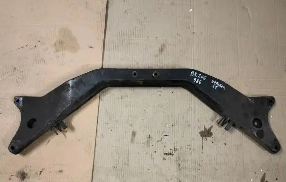 Porsche Boxster 986 Engine mounting bracket