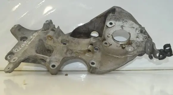 Volkswagen PASSAT B6 Engine mounting bracket 03L903143Q