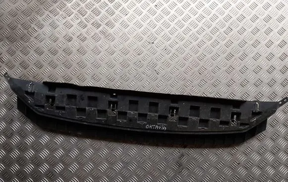 Skoda Octavia Mk3 (5E) Front bumper lip 5E0807611D