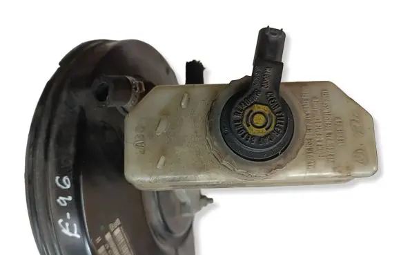 BMW 3 E46 Brake booster 6757118 02510502302758