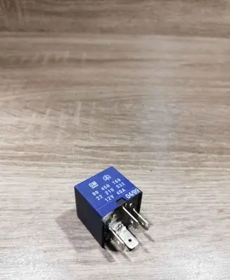 Opel Meriva A Other relay 90450169 22210032 BLUE