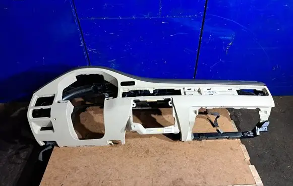Volvo S80 Dashboard 8635509
