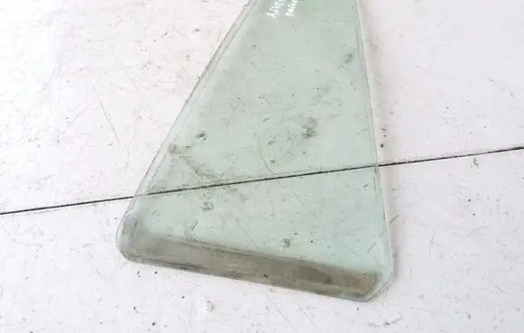 Mazda Premacy Rear vent window glass 