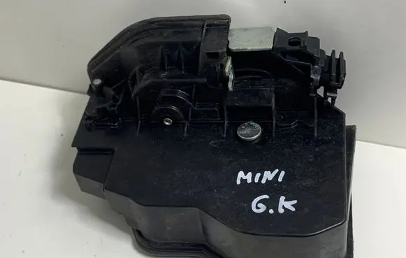 Mini Cooper Countryman R60 Rear door lock 7318417