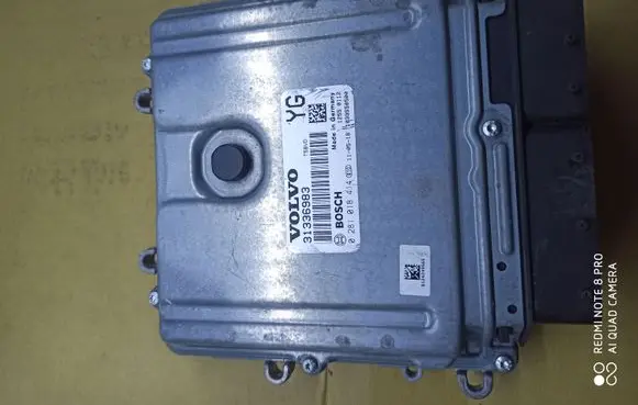 Volvo XC60 Engine control unit/module 31336983