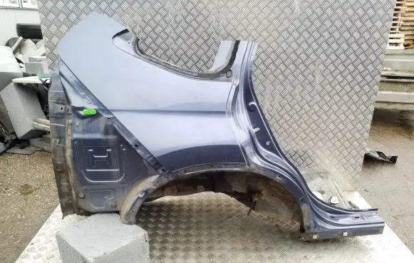 Rear quarter panel