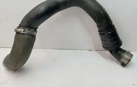 Jaguar F-Pace Intercooler hose/pipe 6671054