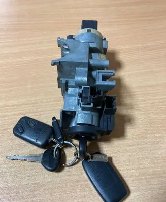 Mazda 6 Ignition lock GJ6A66938 EBR008VB VP2ALF15607AA