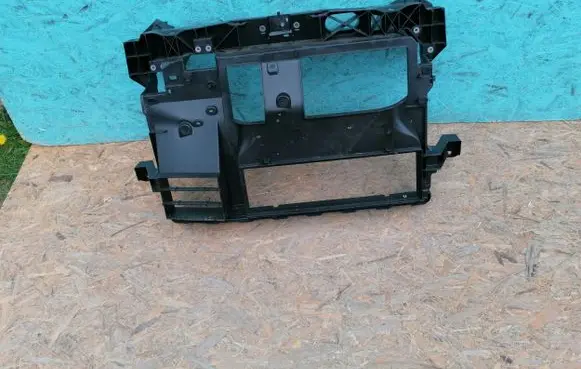 Top upper radiator support slam panel