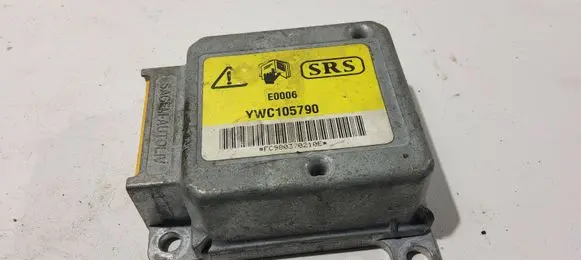 Land Rover Freelander Airbag control unit/module YWC105790 E0006 FG980370210E